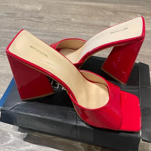 Chunky heels red size 8 NWT - Picture 4 of 8